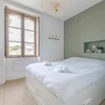 Apartman Elegant Place Du Marche, 2 Chambres, Confort