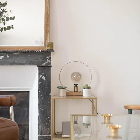 Elegant Place Du Marche, 2 Chambres, Confort